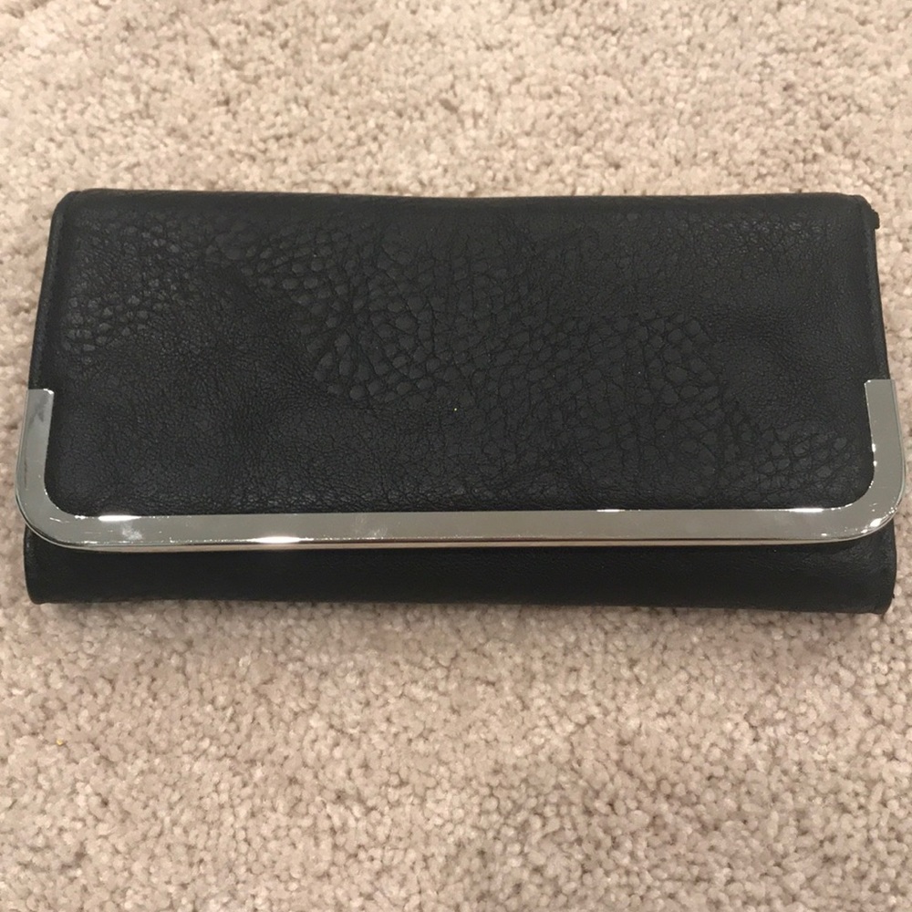 ⛄️FREE with any purchase. Black Wallet